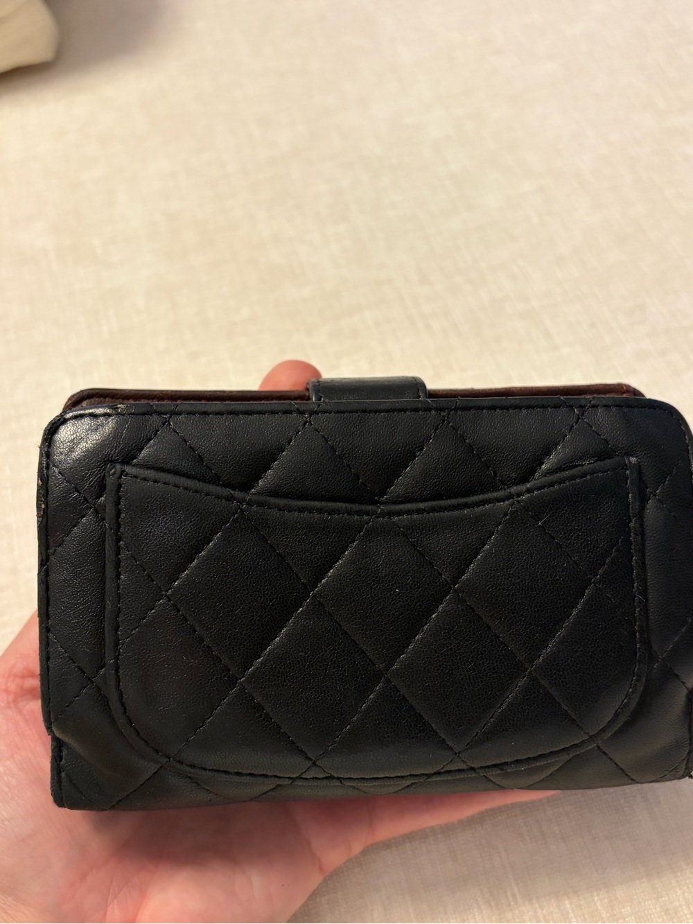 Authentic CHANEL Black Quilted soft Leather Snap Wallet with Silver CC Emblem - Picture 2 of 13